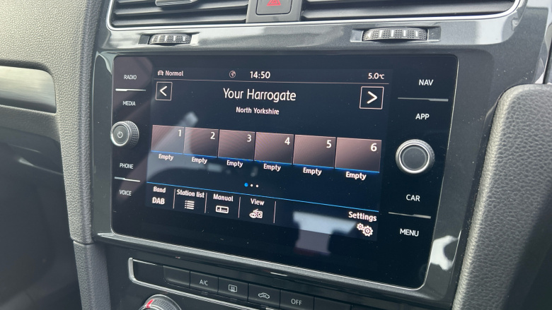 Volkswagen Golf 1.5 TSI EVO SE [Nav] 5dr DSG Petrol Hatchback